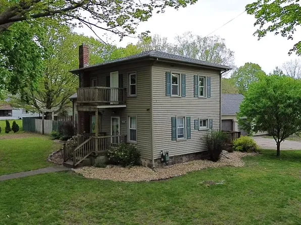 709 E Isham St, Lyons, MI 48851