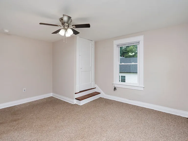 112 Biltmore St — Photo 14