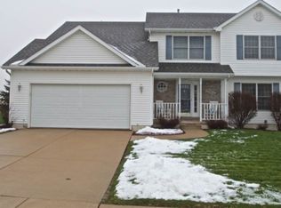 4802 E 49th Ave, Davenport, IA 52807