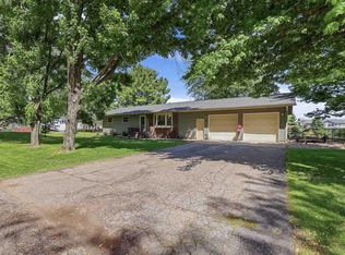417 Chapley Ave, Junction City, WI 54443