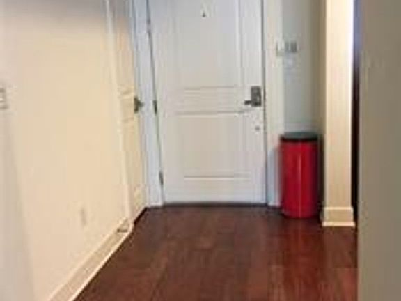 2nd image of 2349 Jefferson St Unit 323