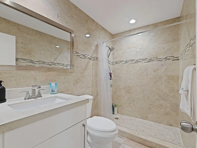 1031 Citrus Way #102-D — Photo 14