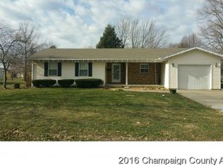 602 S Pine St, Arcola, IL