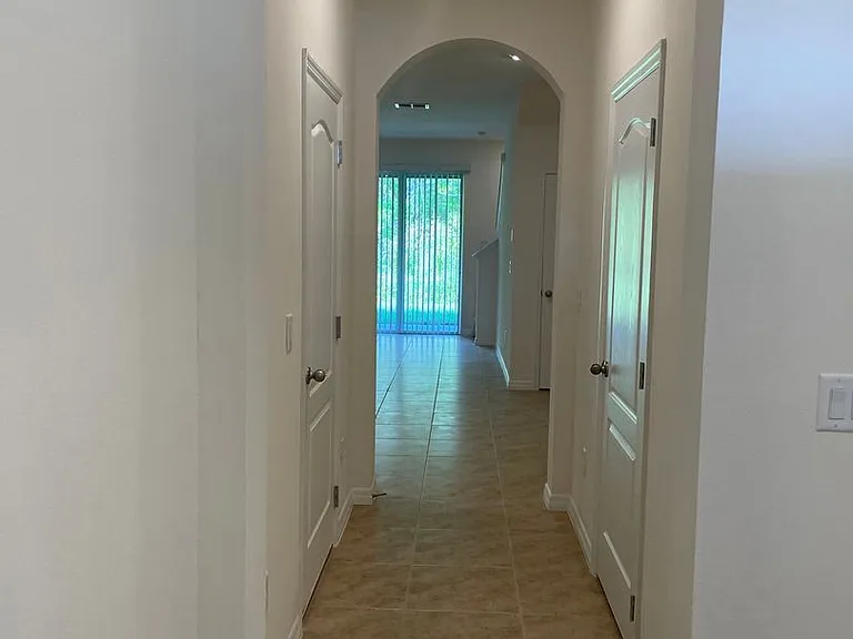 1249 Yellow Finch Dr — Photo 3