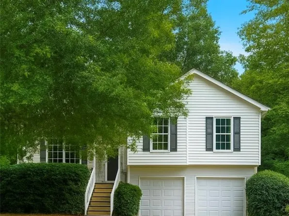 5343 Misty Meadow Dr, Lula, GA 30554