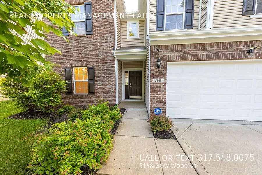 Spacious 4-Bedroom and 2.5 Bath Home Ready for You! — Photo 3