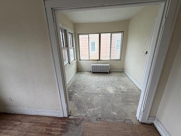 3rd image of 4408 W 10th Ave