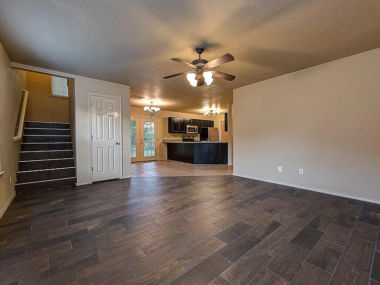 1729 N Willowbrook Dr — Photo 8