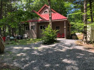39 Middle Beach Rd, Frye Island, ME 04071