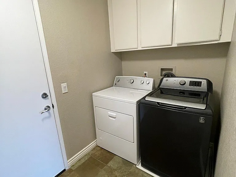 7844 Paseo Tulipero — Photo 23