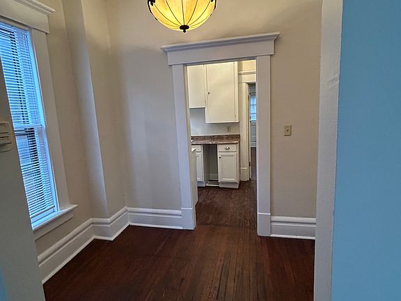 4th image of 123 W 1st Ave #B