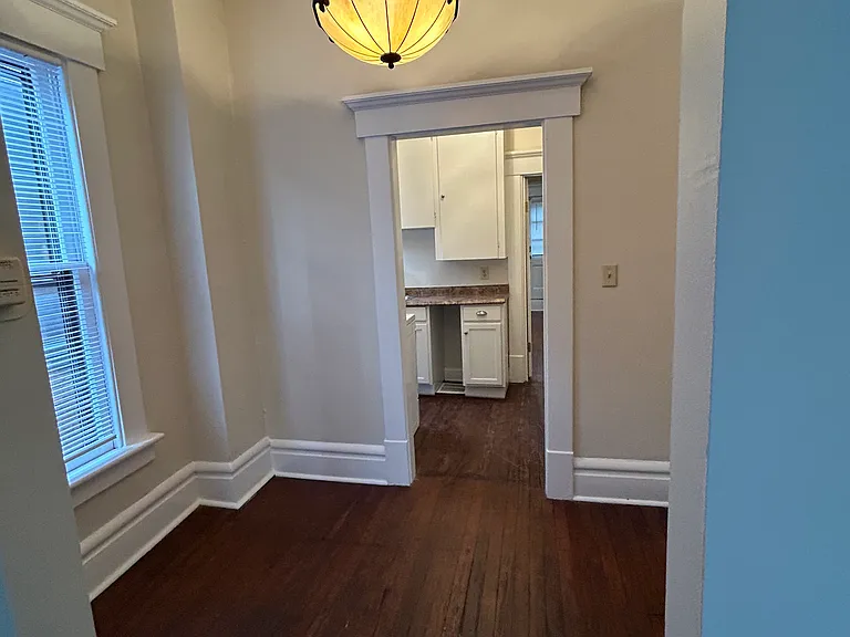 123 W 1st Ave #B — Photo 4