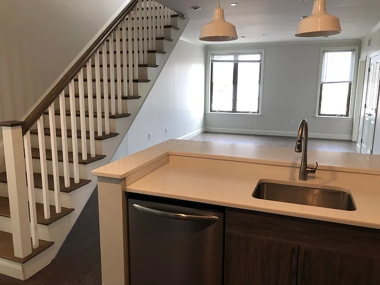 6 Mount Pleasant St #501 — Photo 6