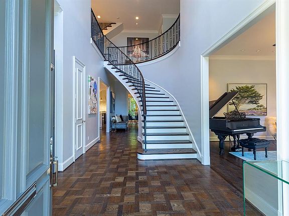 5th image of 3601 Wentwood Dr
