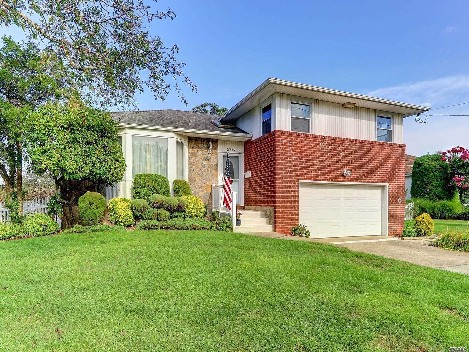 2717 Shore Dr, Merrick, NY 11566 Zillow