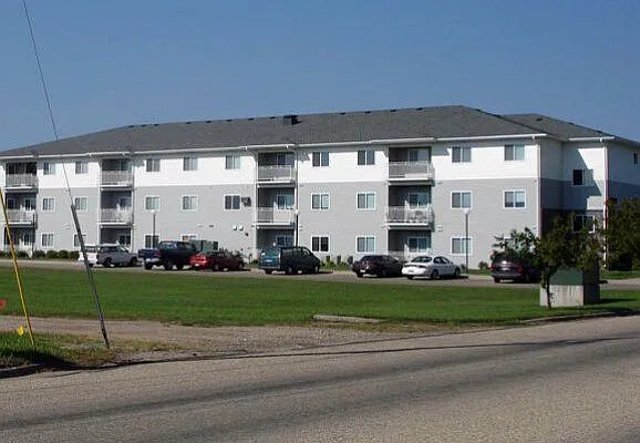 Lakewood Place — Photo 6