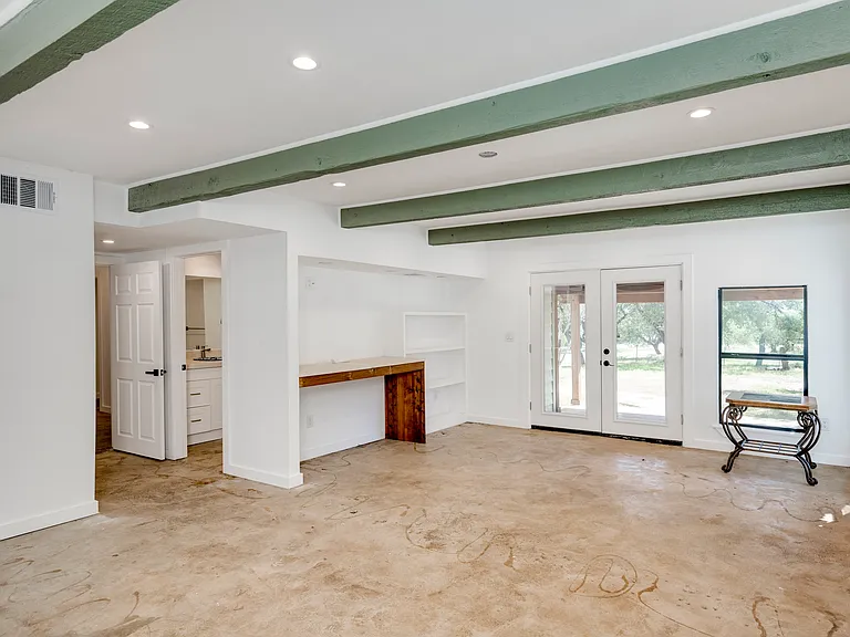 1217 Lost Oak Trl — Photo 13