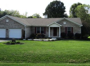 847 S Riverside Dr, Batavia, OH 45103