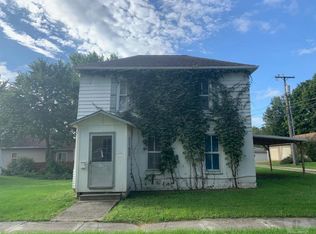 104 E Jefferson Ave, Fairfield, IA 52556