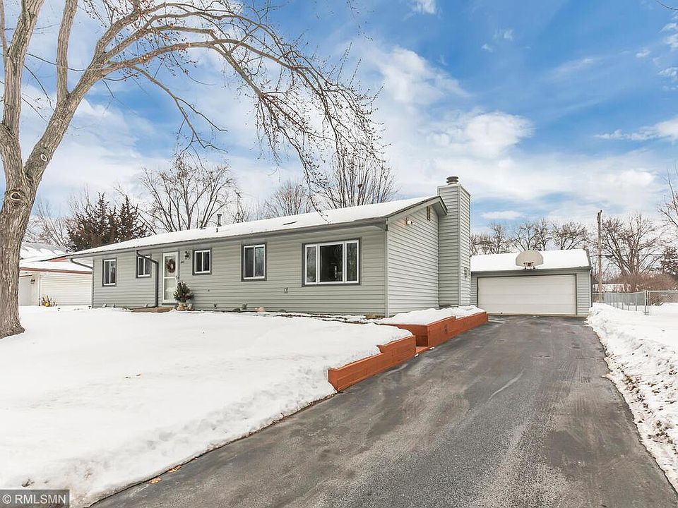 1st image of 845 Oriole Dr