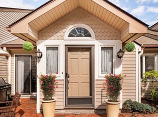 71 Algonquin Rd UNIT 71, Chestnut Hill, MA 02467