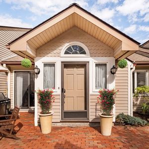 71 Algonquin Rd UNIT 71, Chestnut Hill, MA, 02467