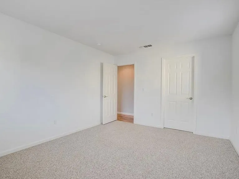 Upstairs bedroom 2