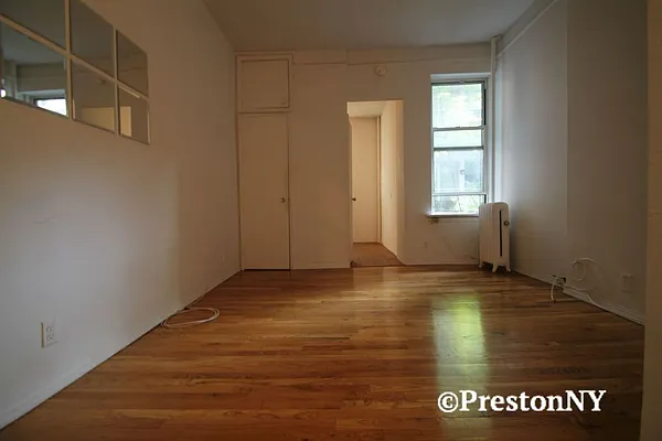 Rented by JM Preston Properties LLC | media 8