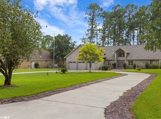 8074 Bayview Dr, Foley, AL 36535