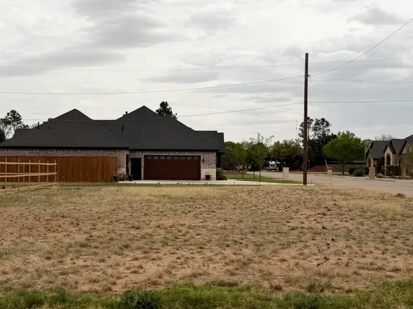 2400 Juniper Dr, Lamesa, TX 79331