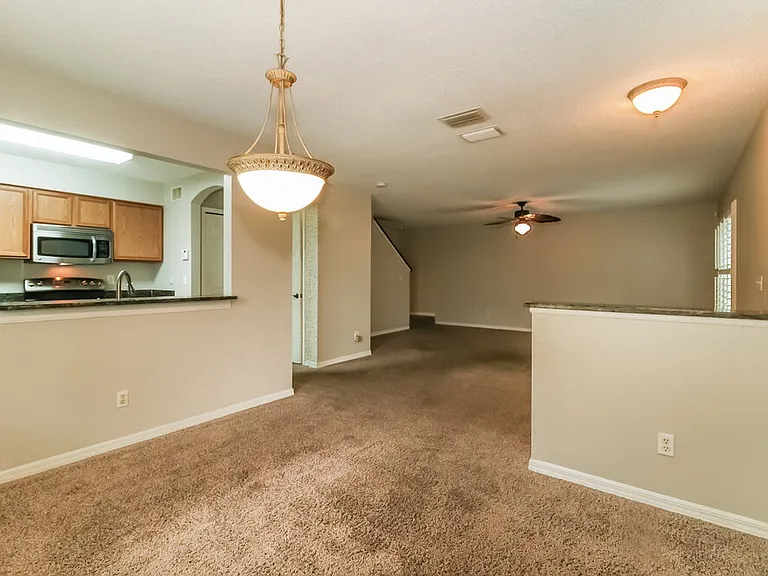 7131 Waterside Dr — Photo 7