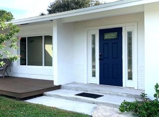 140 SE 28th Ct, Boynton Beach, FL 33435
