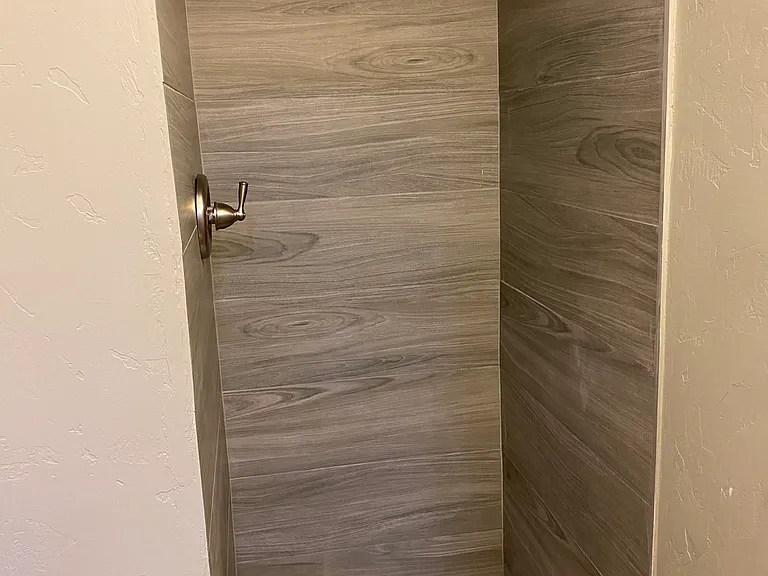 733 E McMillan Dr — Photo 13