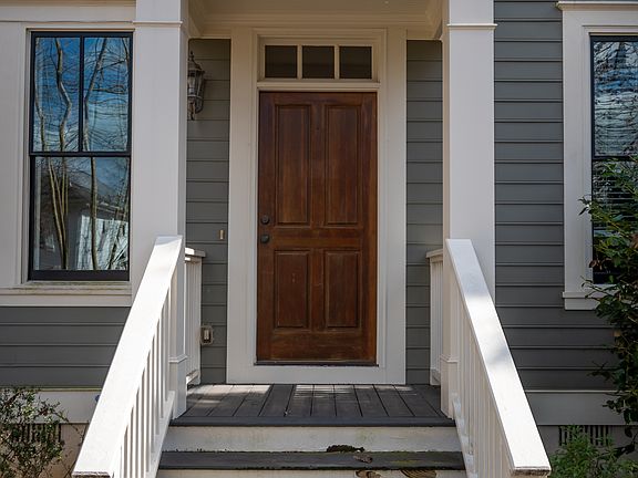 4th image of 83 Charter Oak Dr