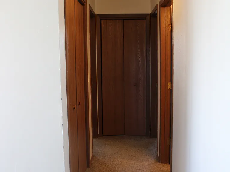 1015 Babcock St — Photo 19