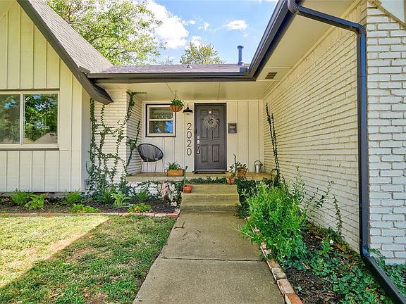4th image of 2020 Lanesboro Dr