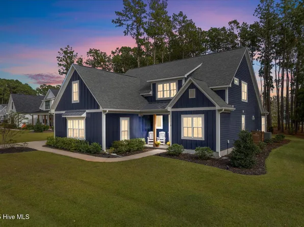 18 Kenilworth Court, Hampstead, NC 28443