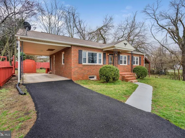 310 N Fairfax Blvd, Ranson, WV 25438