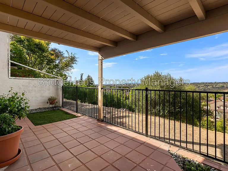 6531 Corte Valdez — Photo 30