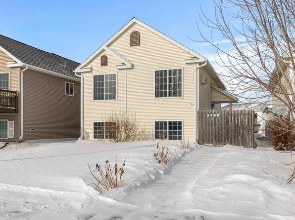 1941 57th Ave S, Fargo, ND 58104