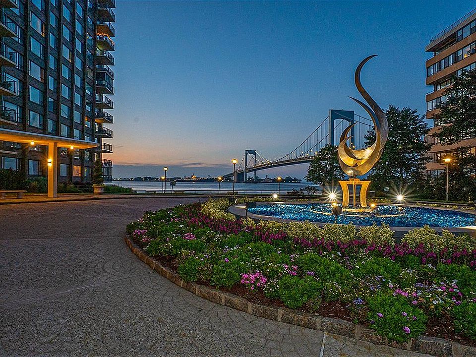 1st image of 16625 Powells Cove Blvd APT 6M