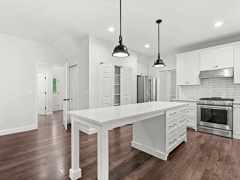 4623 Hastings Pl — Photo 12