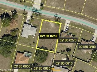 2114 NE 20th Lane Cpe, Coral, FL 33909