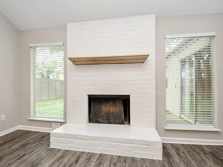 11411 Pepperdine Ln — Photo 9