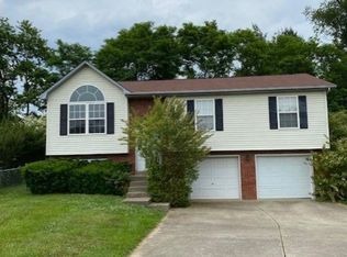 115 Lavender Ct, Radcliff, KY 40160