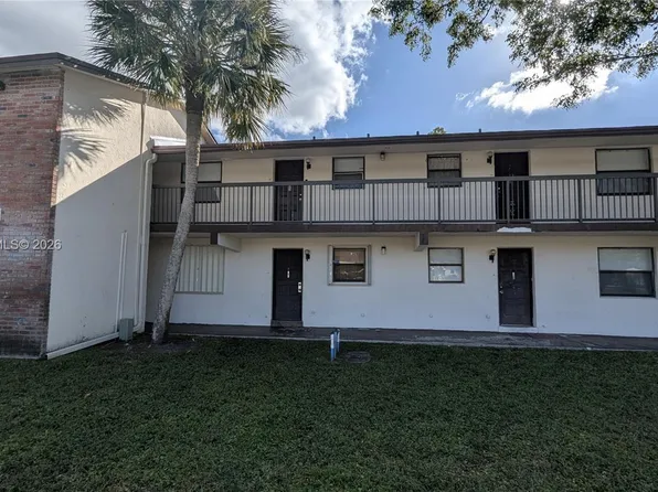 6001 Shakerwood Cir APT 205, Fort Lauderdale, FL 33319