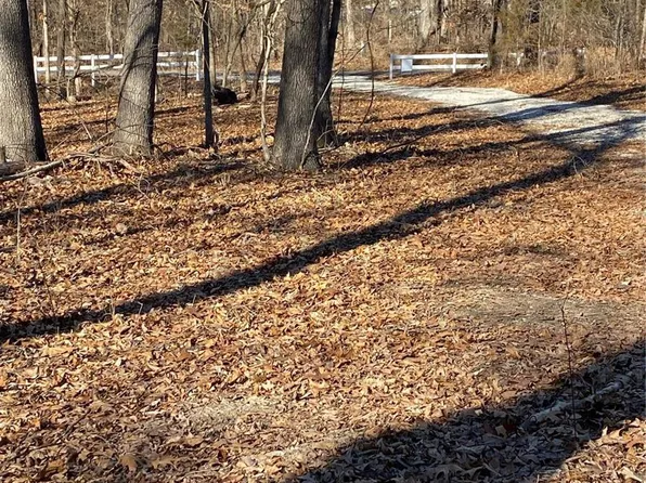 2446 Sommers Rd #2.48, Lake Saint Louis, MO 63367