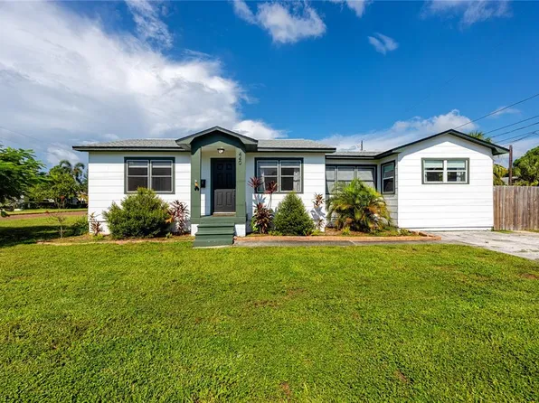 440 42nd St N, Saint Petersburg, FL 33713