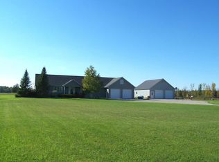 12635 Inverness Trail Rd, Cheboygan, MI 49721