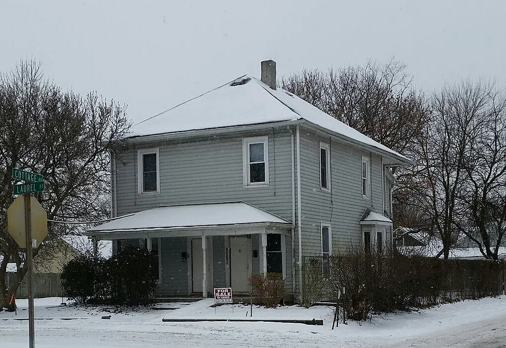 1502 Laurel St photo 1